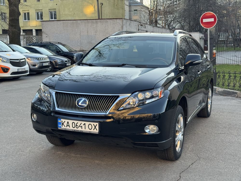 Продам lexus rx450h