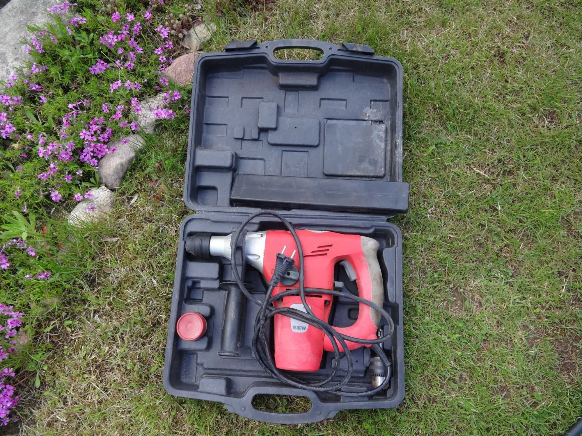 Młot udarowy 1500W