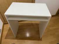 Secretaria  como nova
