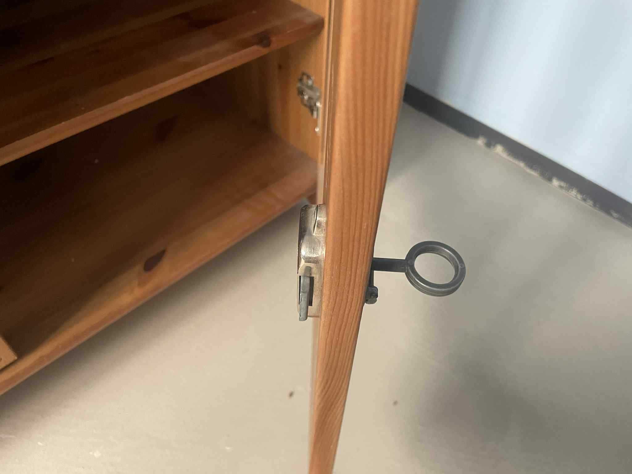 Szafka pod telewizor LEKSVIK IKEA
