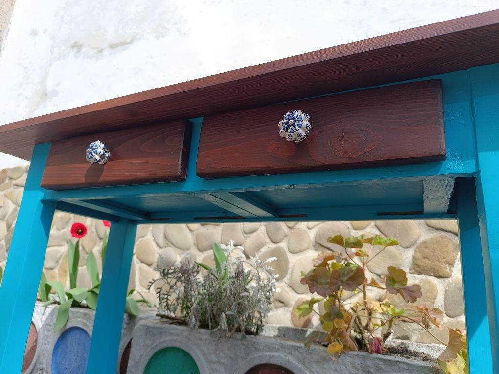 Konsolka, toaletka turkusowa drewniana odnowiona DIY