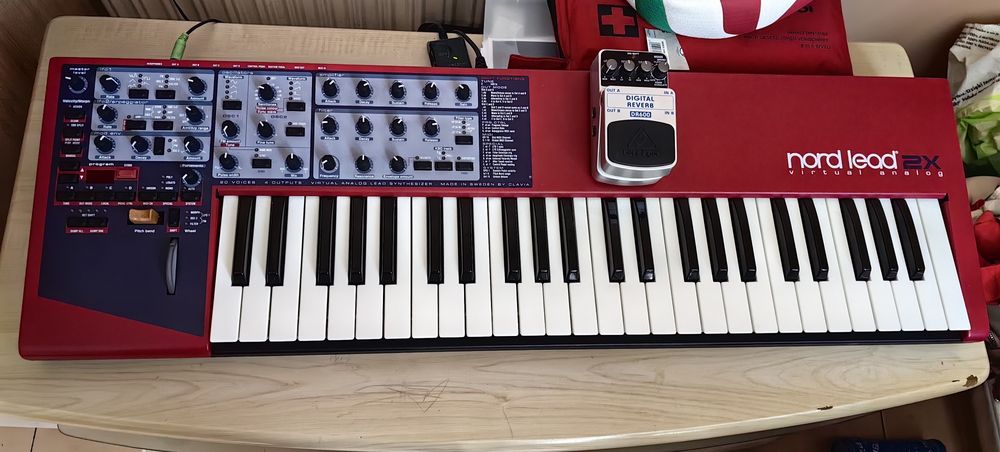 Nord Lead 2x jak nowy plus efekt reverb gratis ew zamienię na jp8000