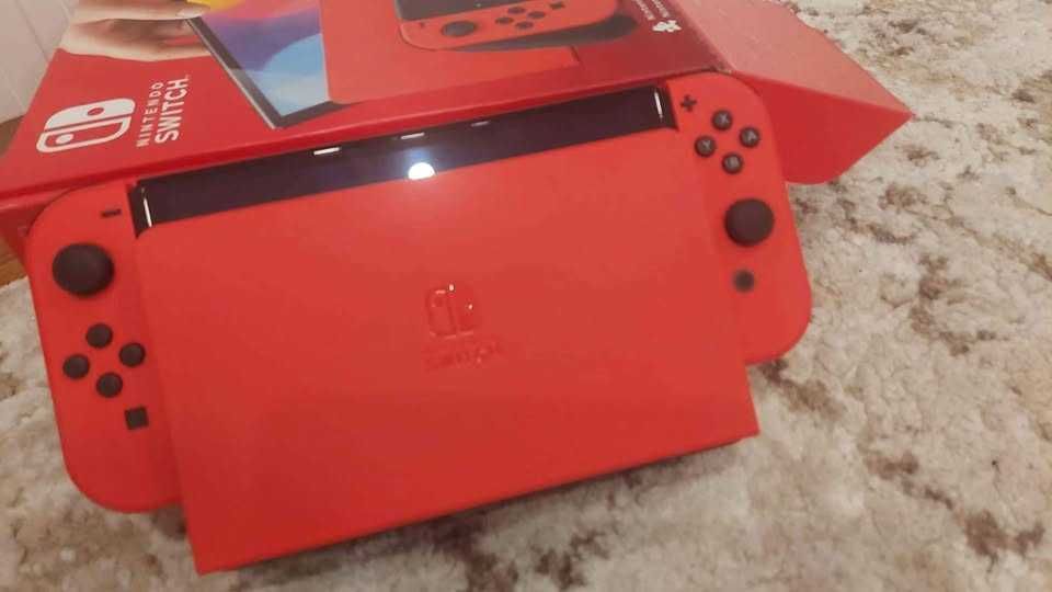 Nintendo Switch Oled *RED EDITION*