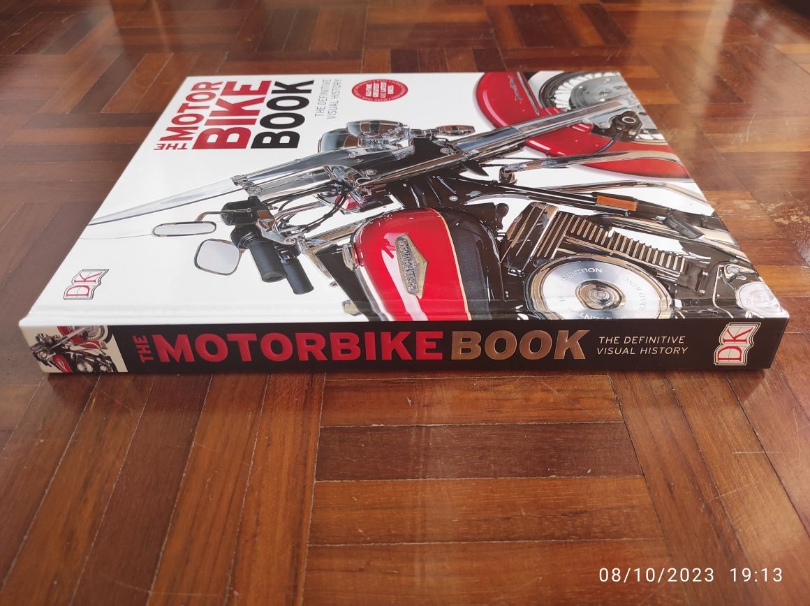 The Motor Bike Book: The Definitive Visual Story