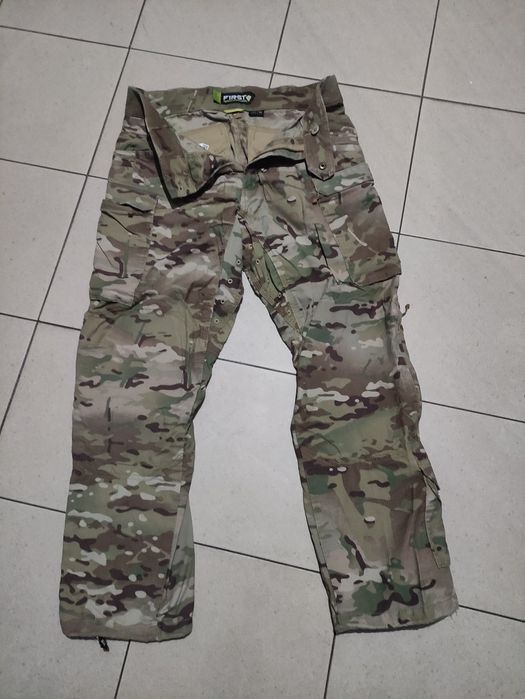 Calça defender multi cam first tactical