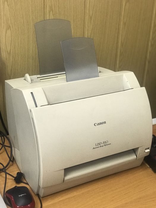 Лазерный принтер Canon LBP-810, картридж заправленный.
