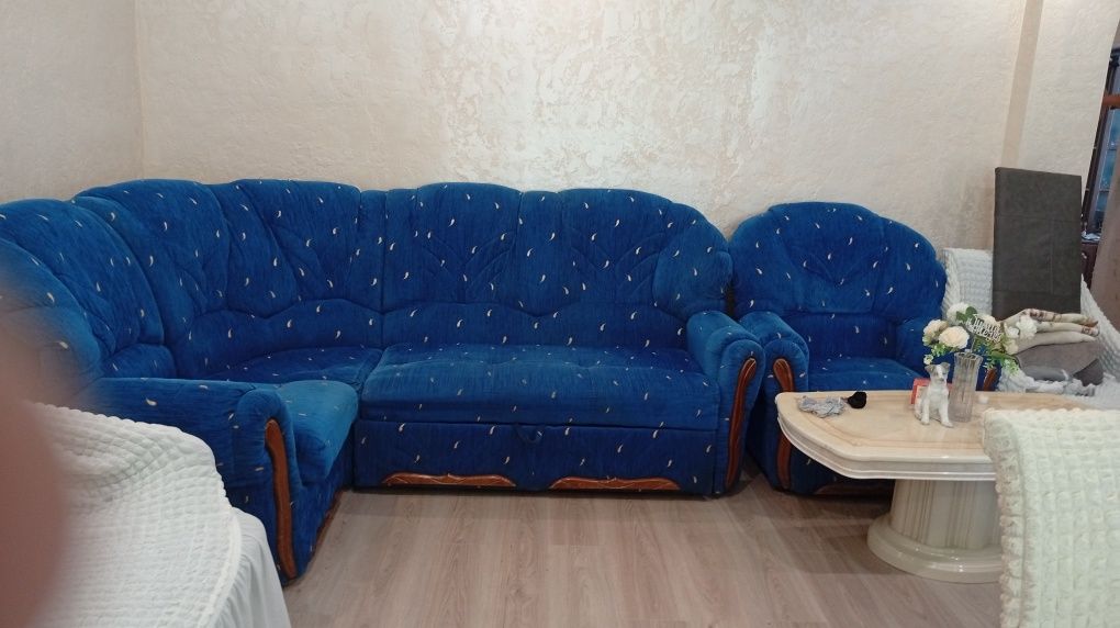 Мягкий куток ,софа