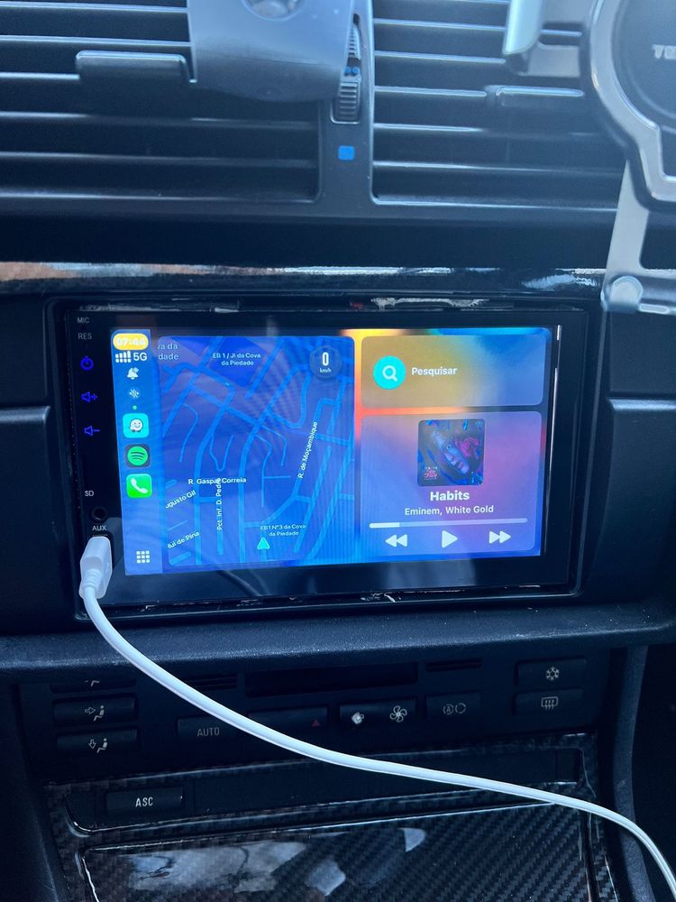 Radio Multimedia CarPlay com Camara Traseira.