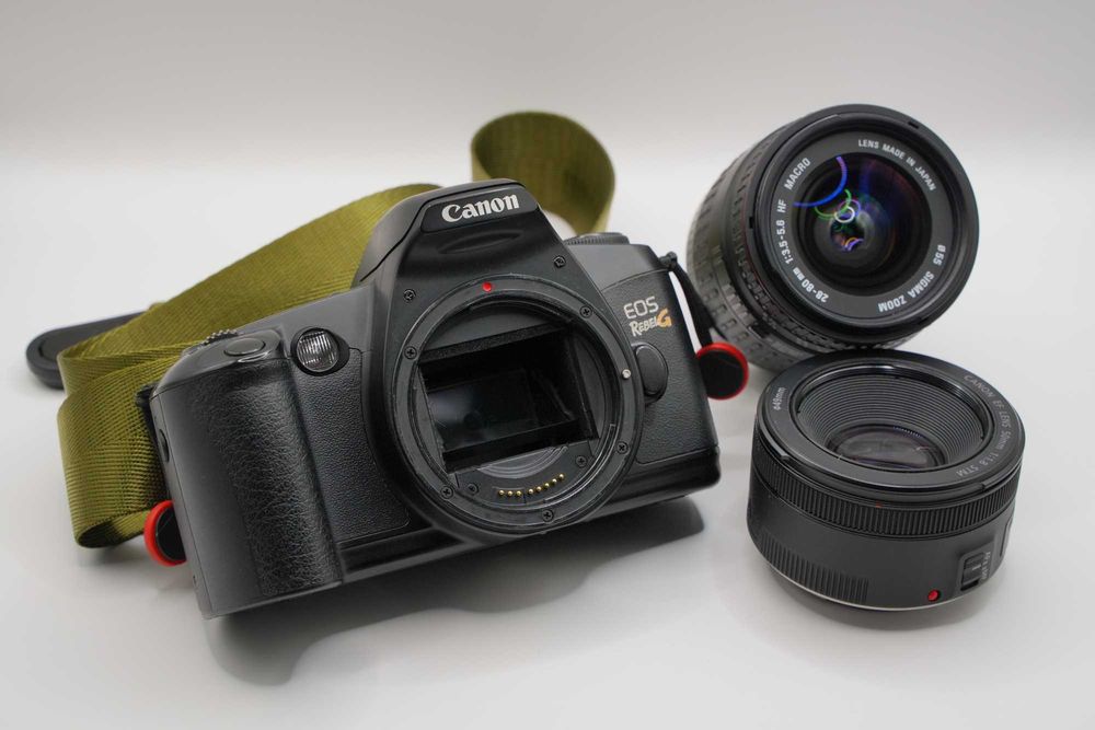 Aparat analogowy Canon EOS Rebel G + Sigma 28-80mm + 50 1.8 STM OKAZJA