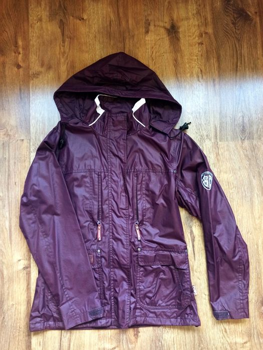 Damska kurtka przeciwdeszczowa