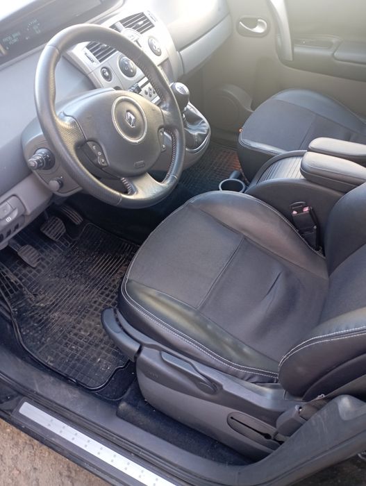 Renault grand scenic