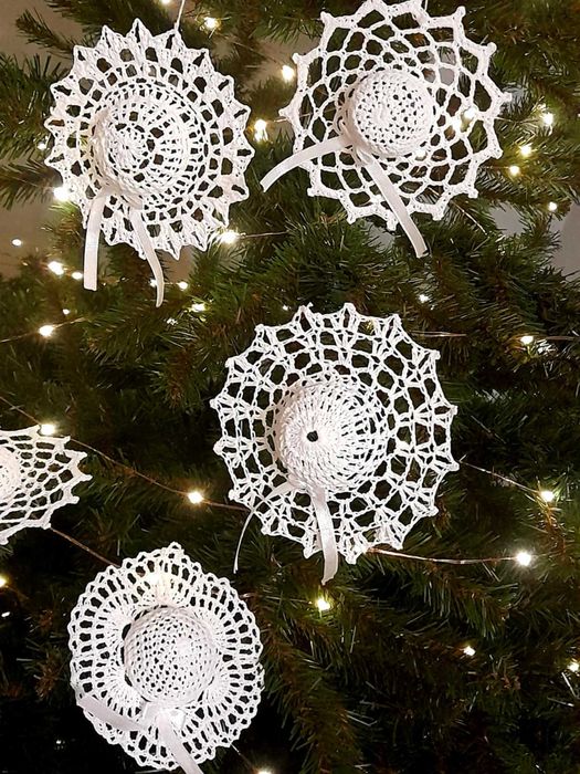 Ozdoby szydełkowe na choinkę