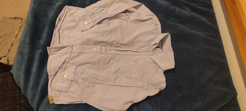 Koszule z długim rękawem 128 biała błękitna