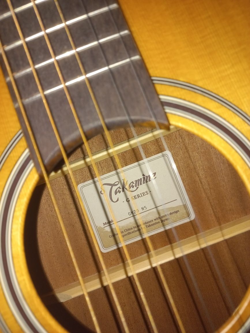Gitara akustyczna Takamine GN20 NS