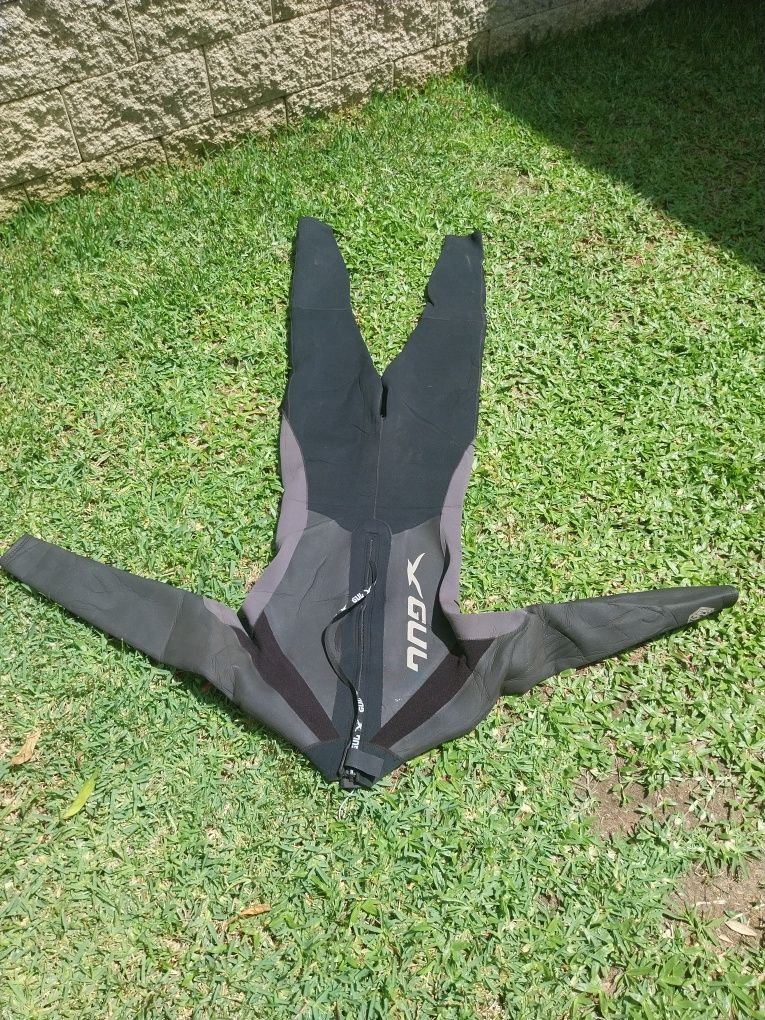 Fato de surf masculino
