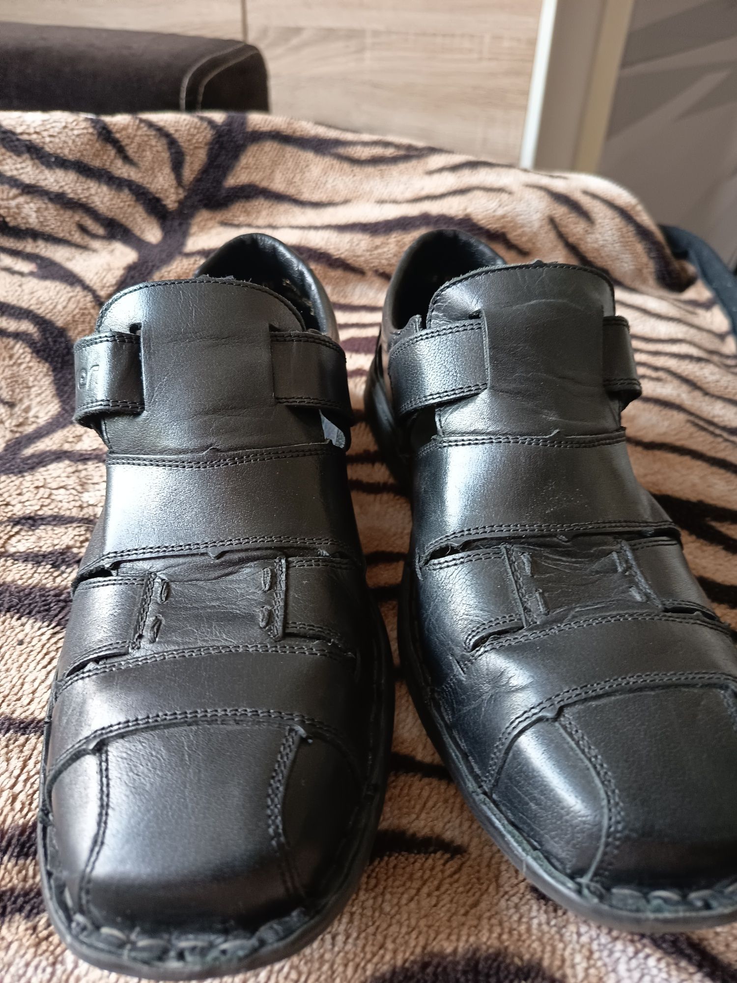 Sprzedam buty męskie roz 41, skóra naturalna