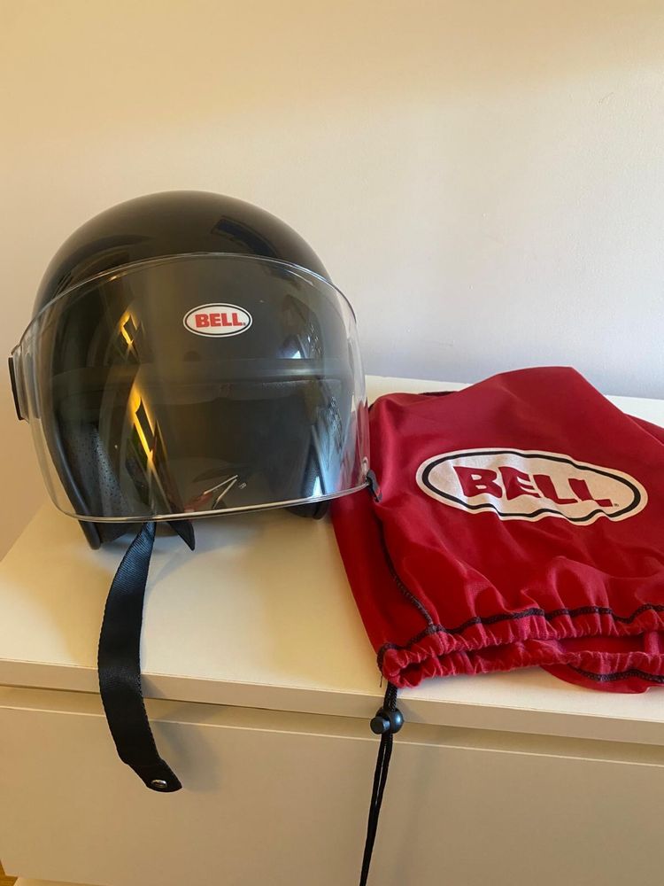 Capacete Bell de senhora