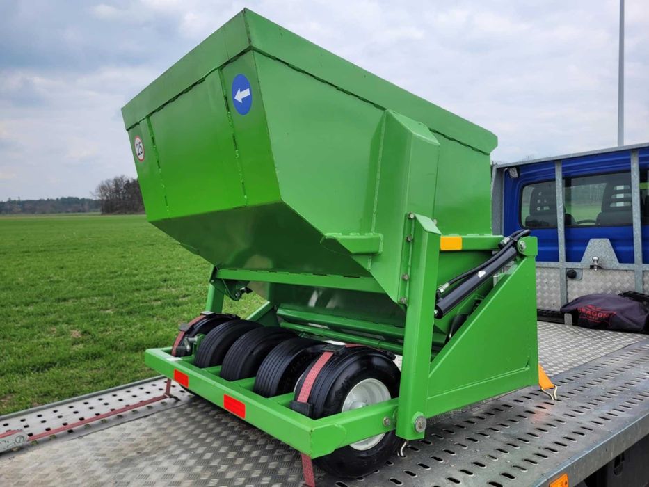 PIASKARKA Wiedenmann samozaładowcza Samasz Toro posypywarka John Deere