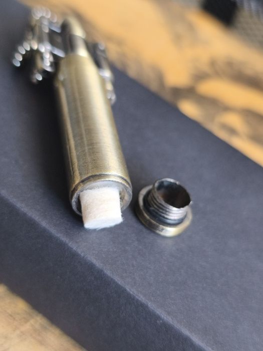 Isqueiro a Gasolina Novo Bullet em aço.