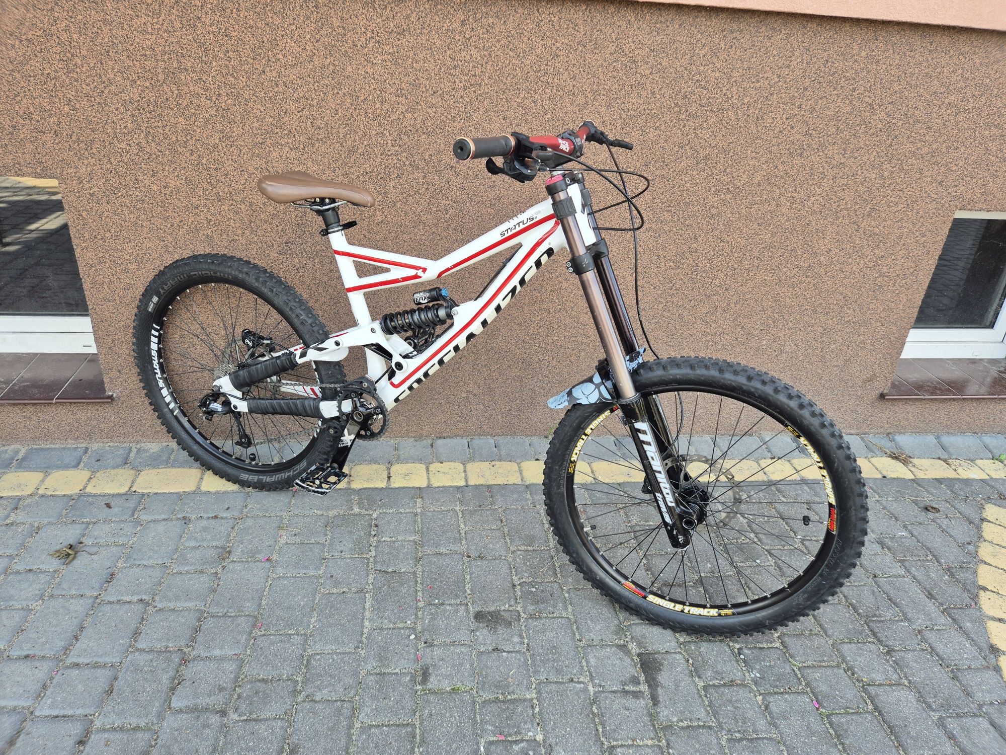 Specialized Status 2, L 26" (downhill, freeride, dh, fr)