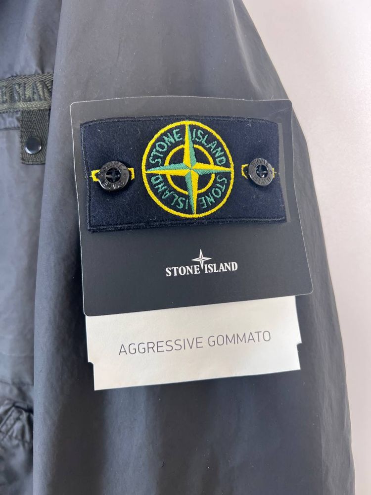 Куртка чоловіча Stone Island gore tex aggressive gommato L
