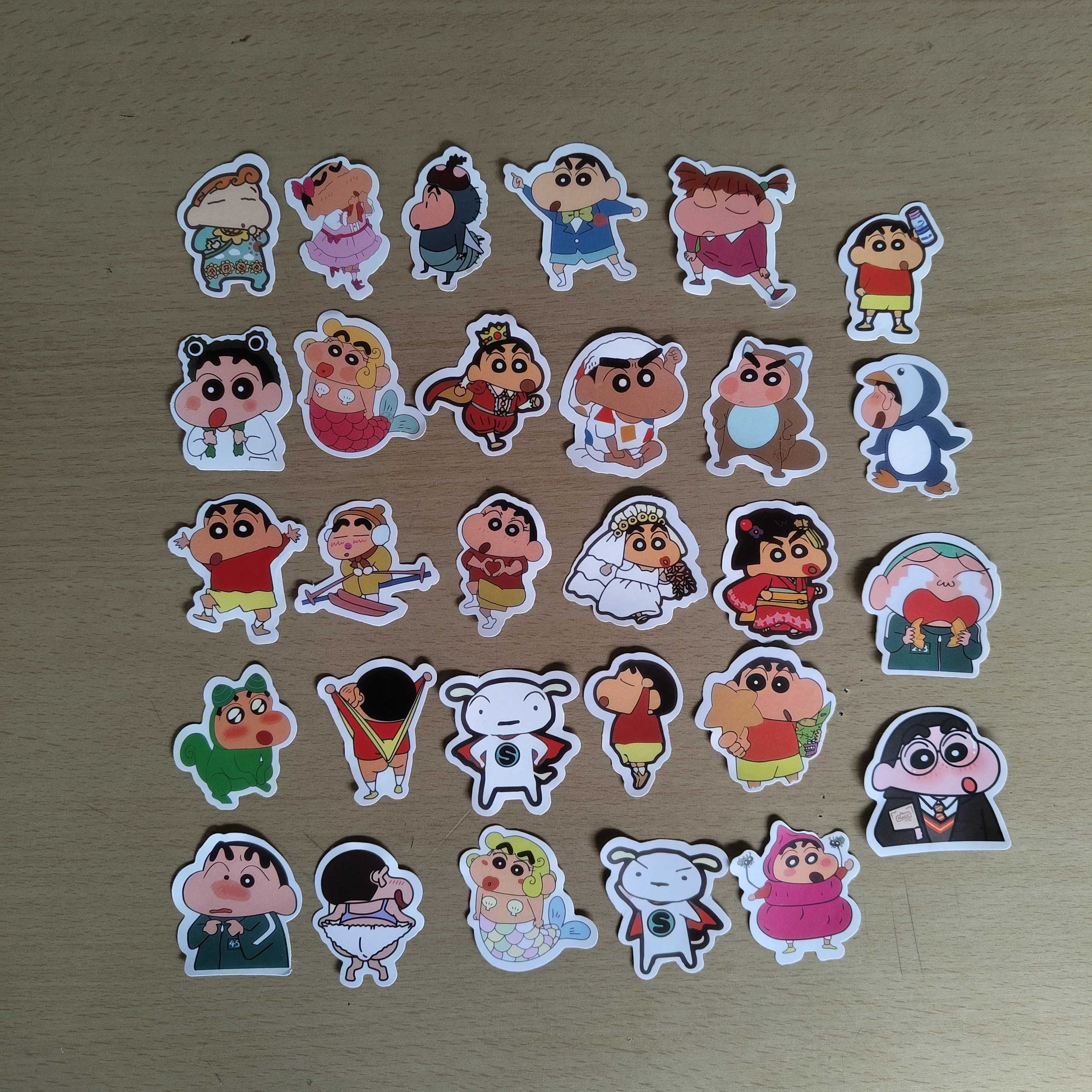 100 Autocolantes Adesivos Stickers Shin Chan