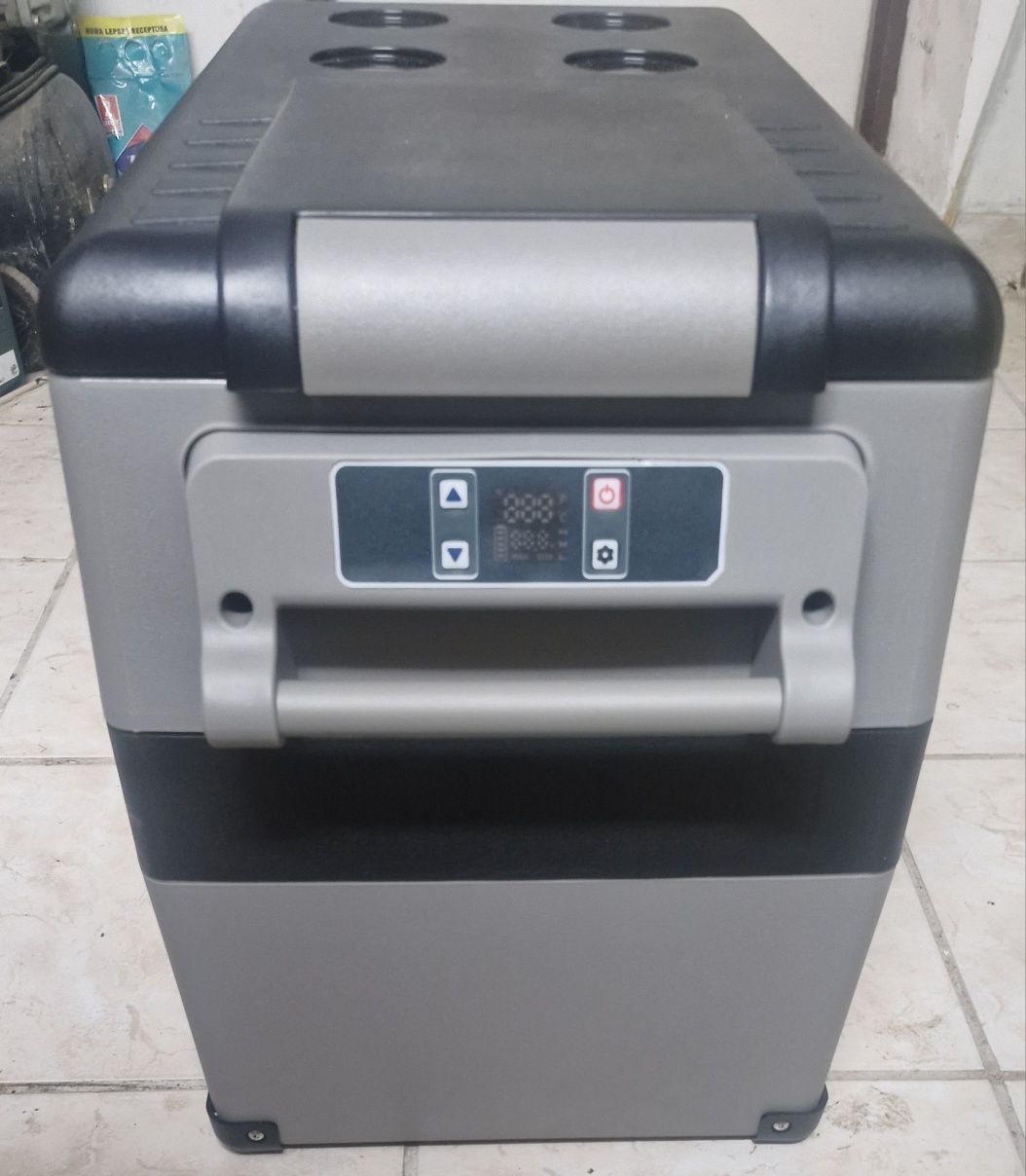 Lodówka turystyczna z zamrażarką Vevor 45l - nowa! z bluetooth