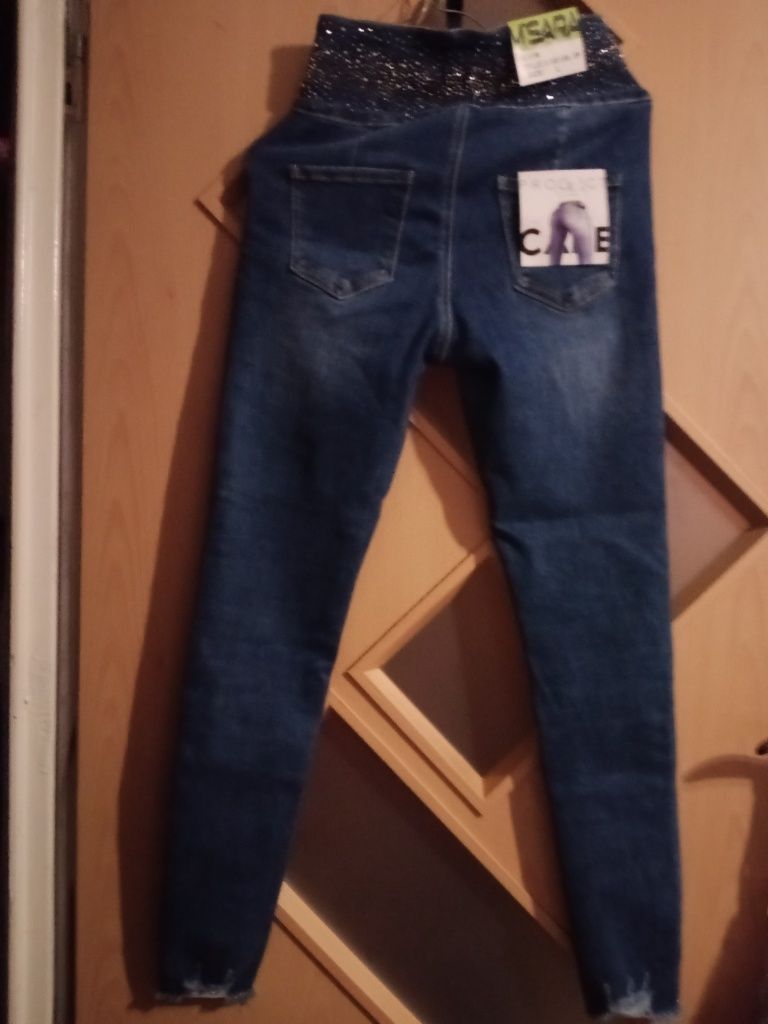 Spodnie Jeans że streczem nowe rozm L sliczne