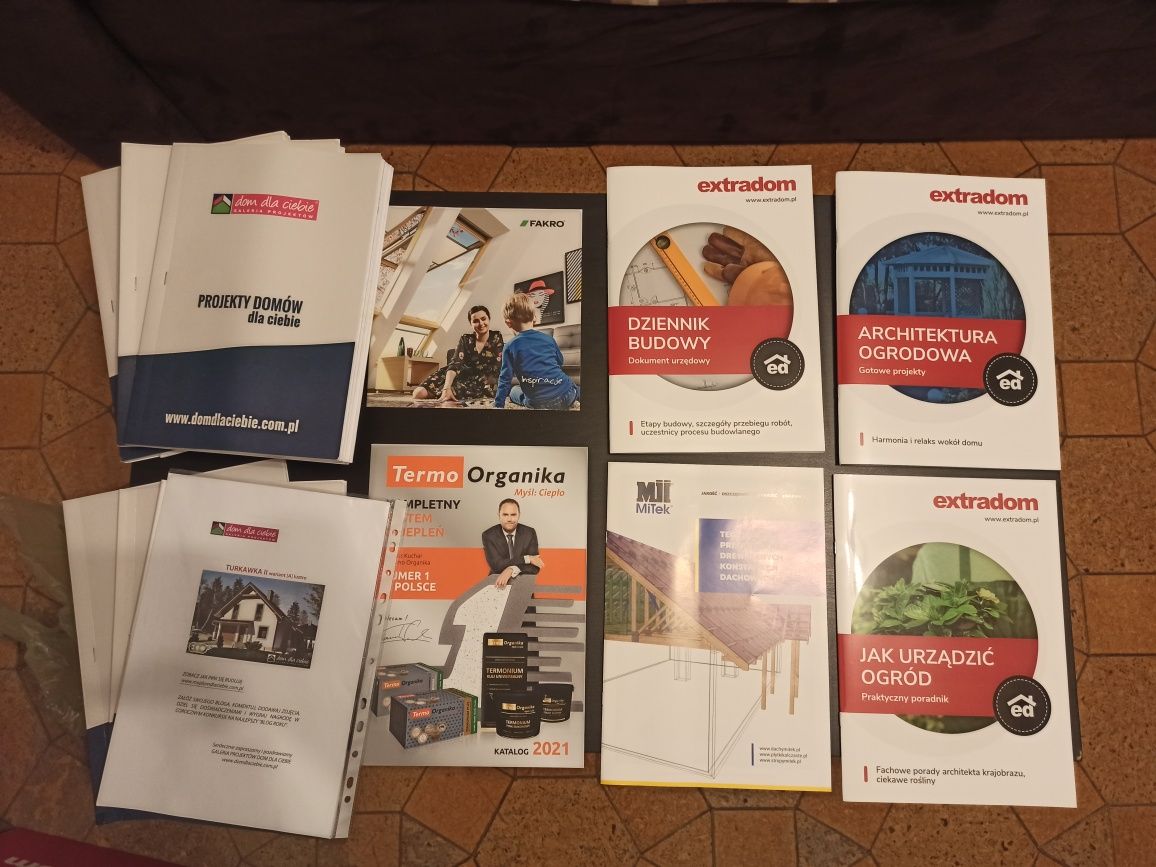 PROJEKT DOMU z poddaszem i garażem - Extradom "Turkawka II z garażem"