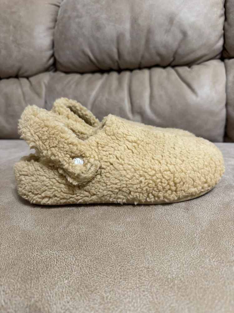Тапочки Crocs Classic Cozzy Slipper