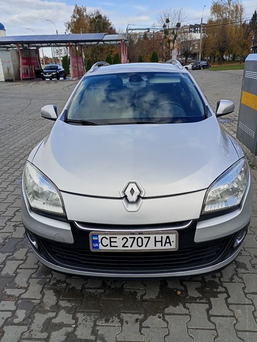 Продам Меган 2013