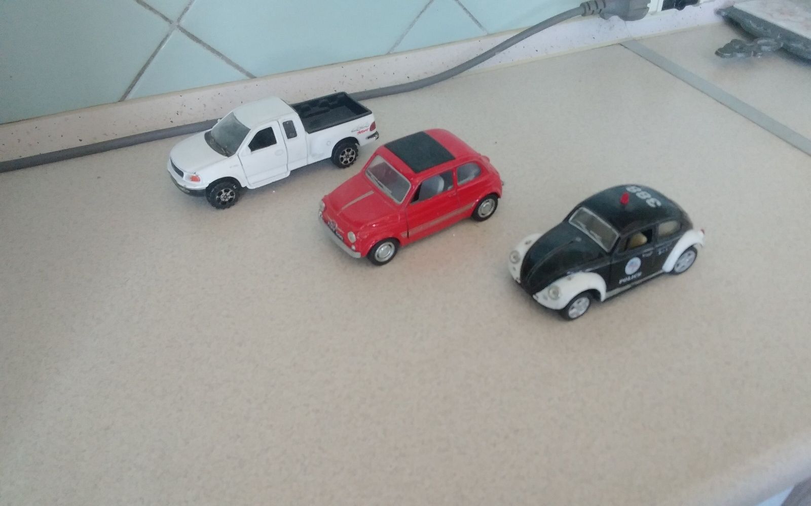 Модель авто Ford F-150. Масштаб 1/32.