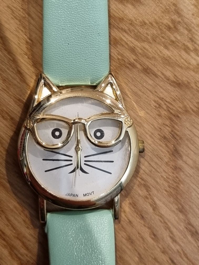 Zegarek kotek jak nowy