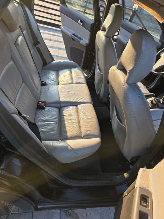 Volvo v50 2.0d 2005 rok