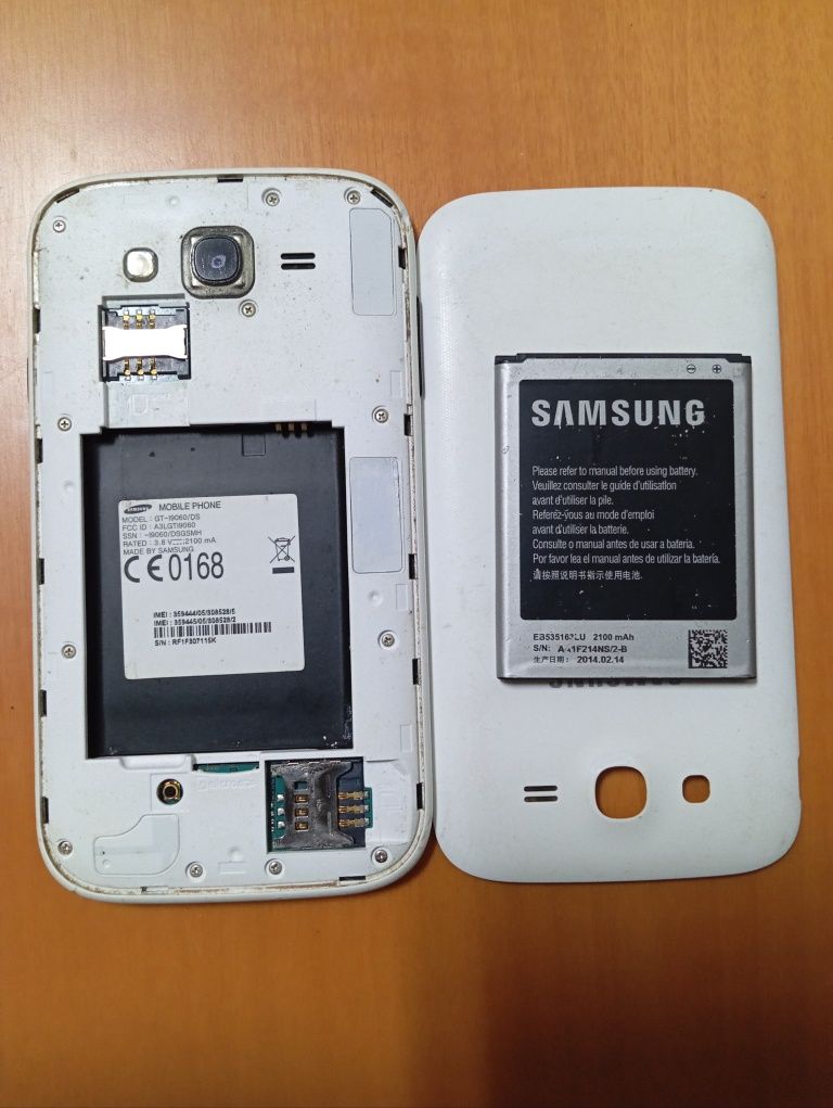 Samsung GT - I9060DS + telemóveis diversos