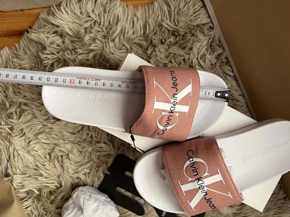 Calvin Klein klapki nowe różowe slide monogram duste 36