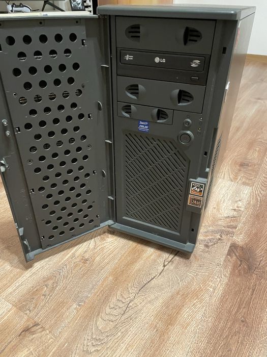 Komputer i7-12700F / RTX 2060 TUF / 16 GB DDR4