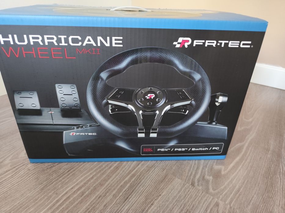 Volante + Pedais FR-TEC Hurricane MKII Wheel
