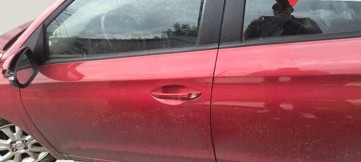 Części:drzwi.błotnik.klapa HYUNDAI i20 2 II G4LA 2014-.Kod koloru X2R