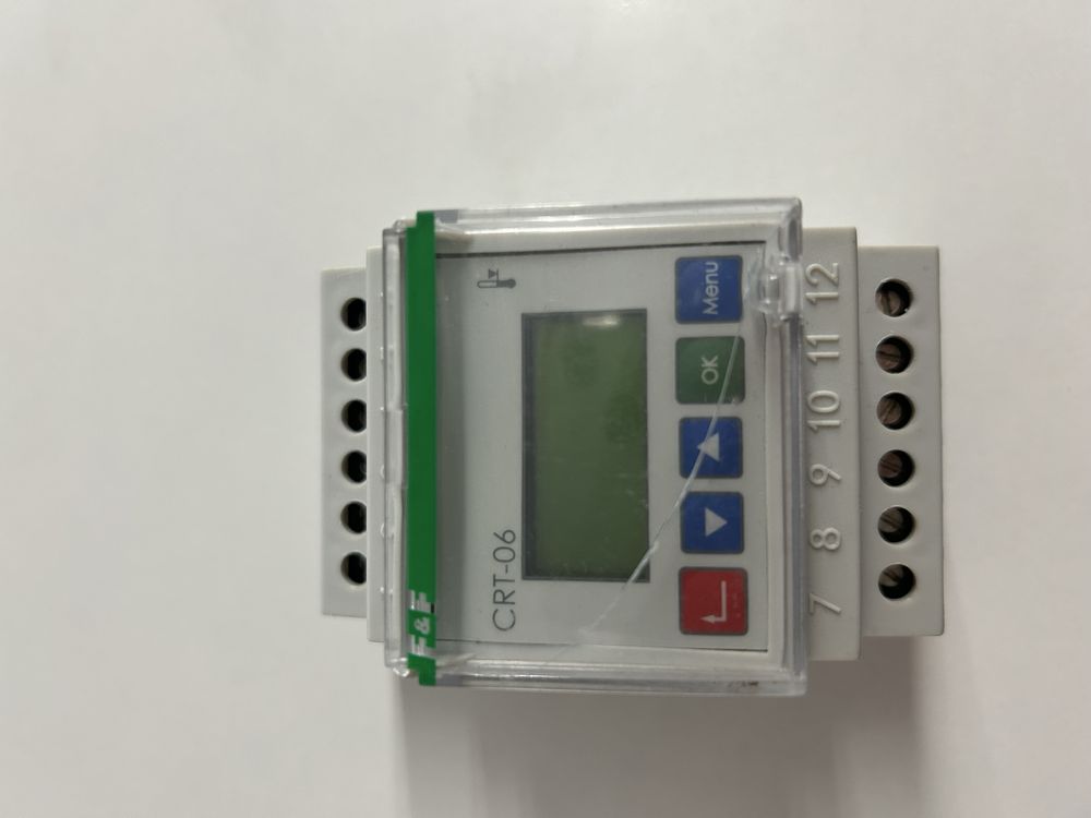 Regulator temperatury CRT-06