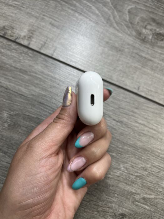 Airpods 2 (без бездоротовоі зарядки)