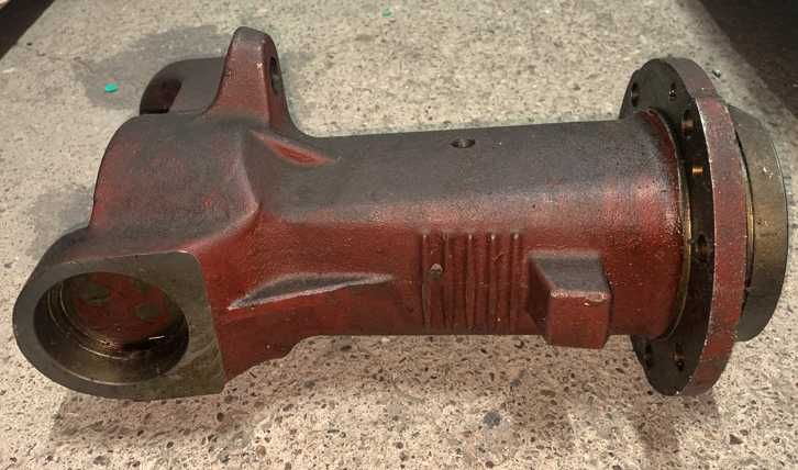 Pochwa mostu prawa MTZ L-395mm Orginał