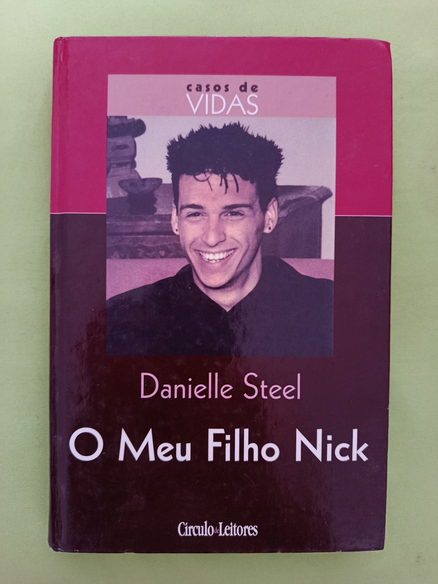 Lote dourado de 8 LIVROS ( II )