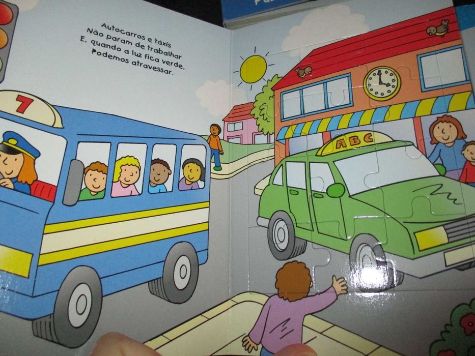 Livro Puzzle veículos camiões automóveis aviões Preço de conjunto