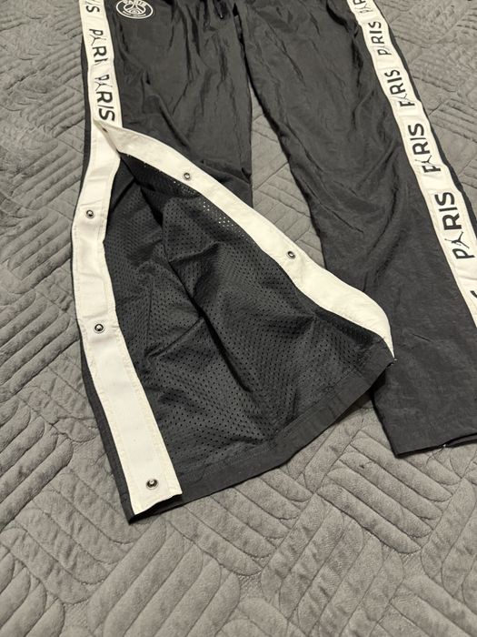 Нейлоновые штаны Jordan