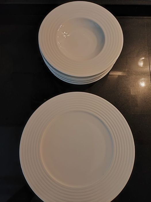 5 pratos de sopa e 4 pratos principais Spal