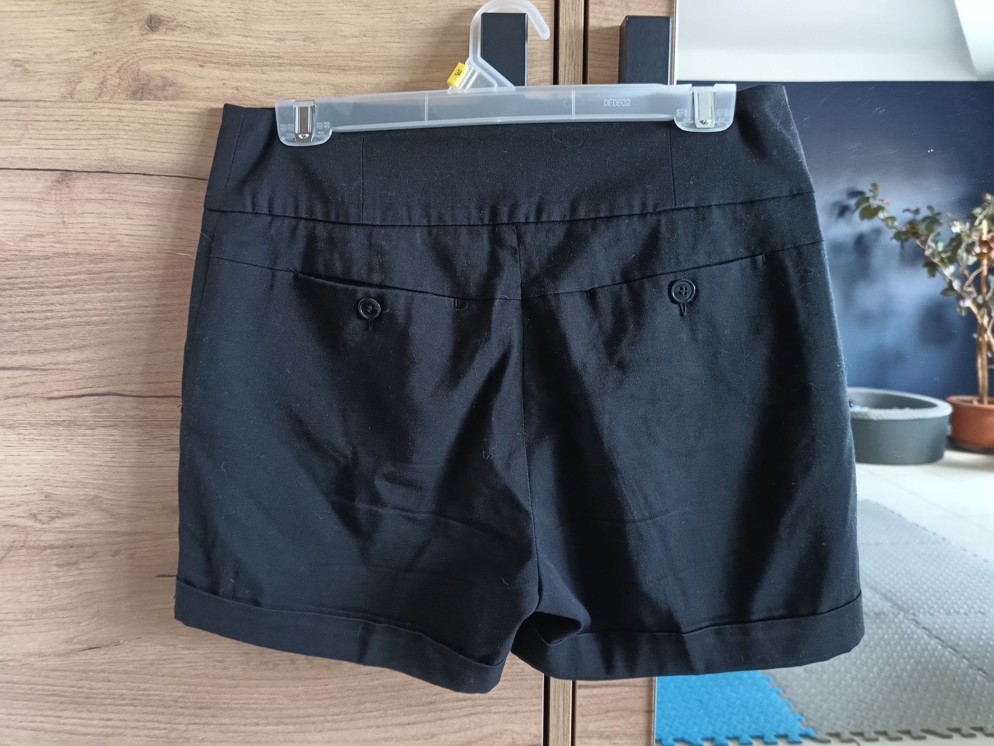 H&M spodenki eleganckie wysoki stan czarne S/M