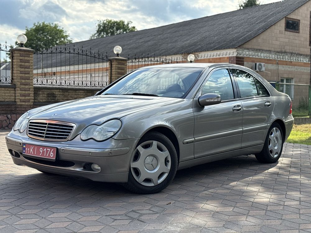 Продам Mercedes-Benz C-Class свіжо пригнаний