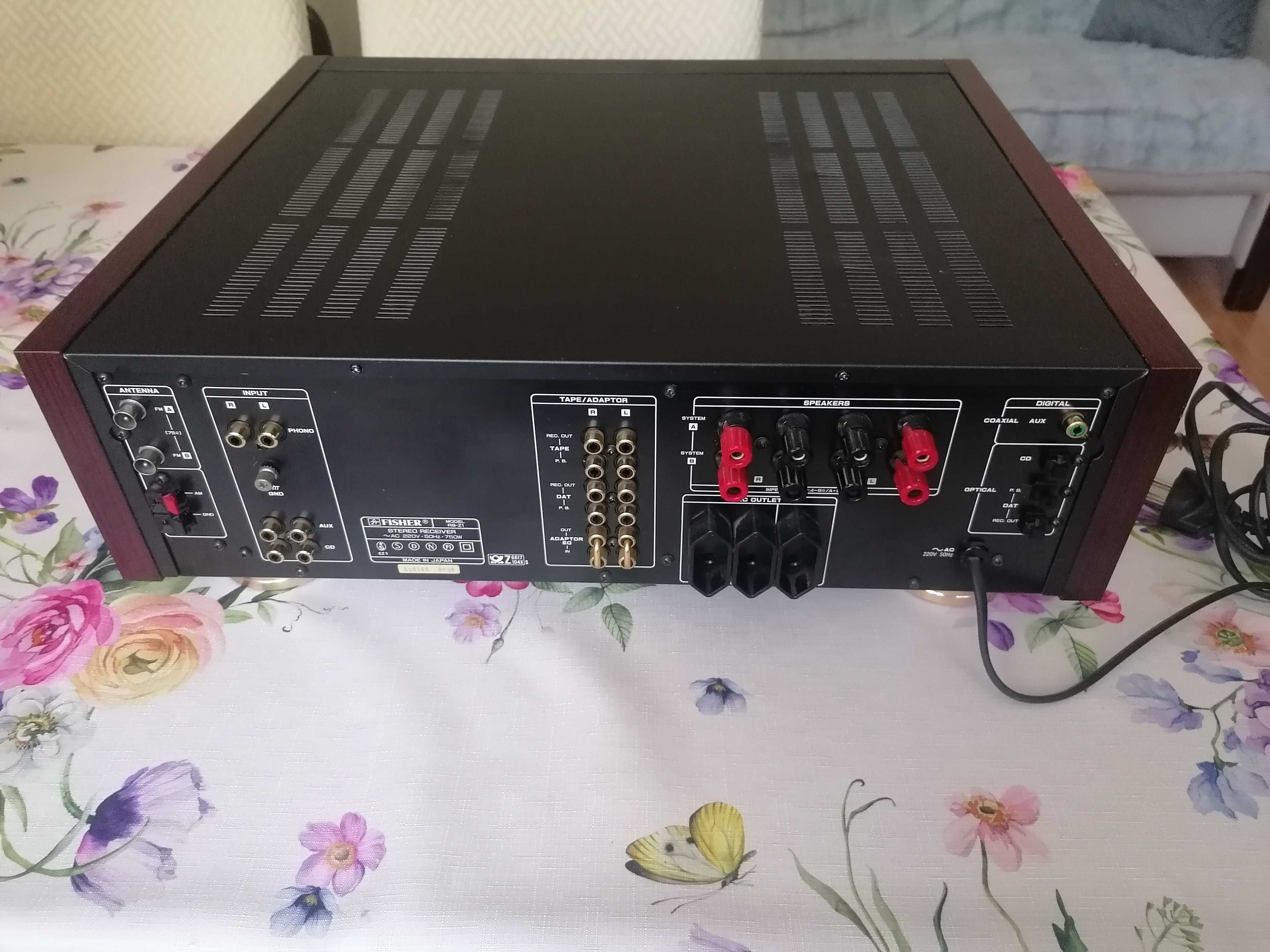 Amplituner Fisher RS Z1