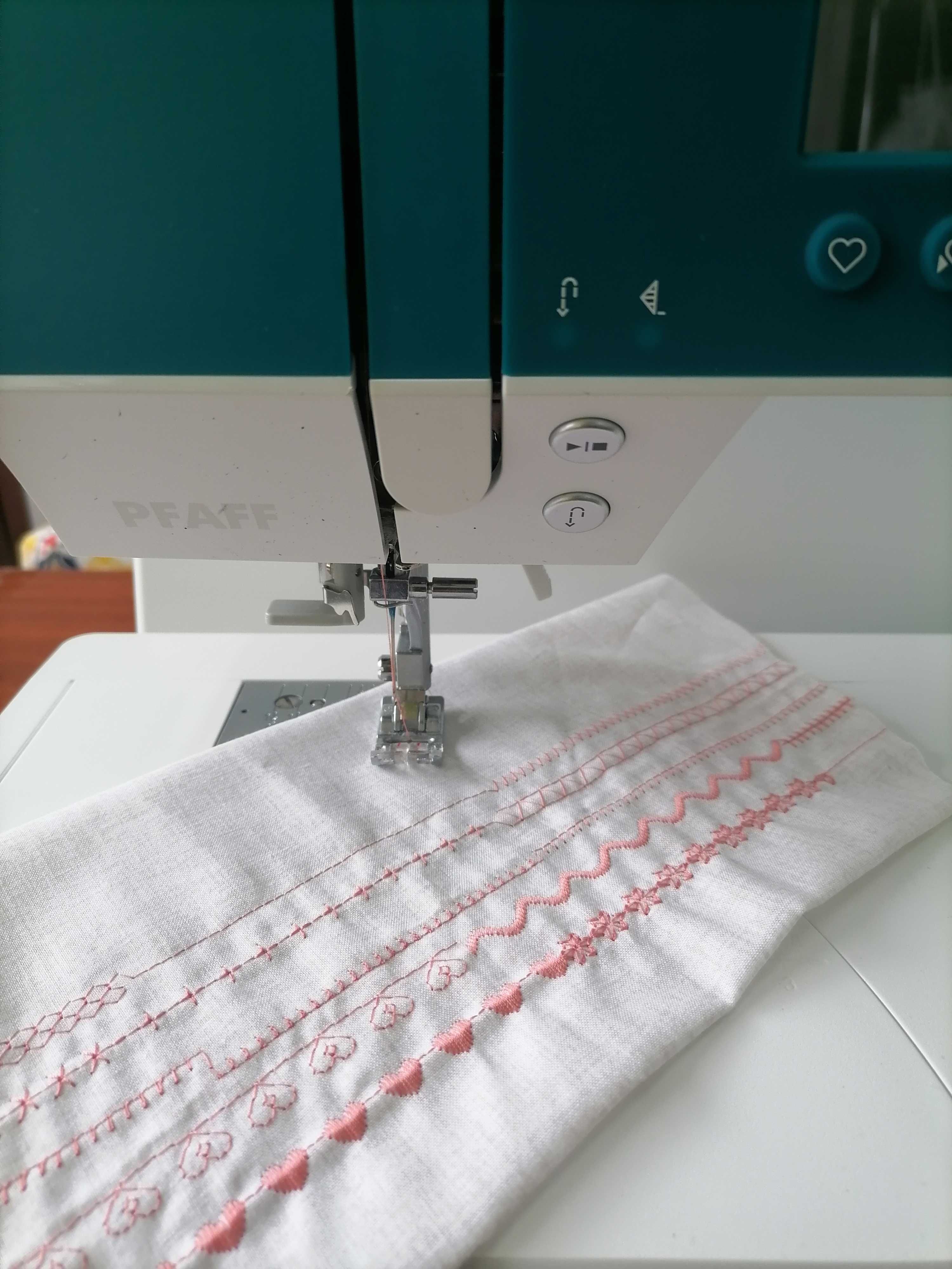 Máquina  de costura PFAFF AMBITION 620